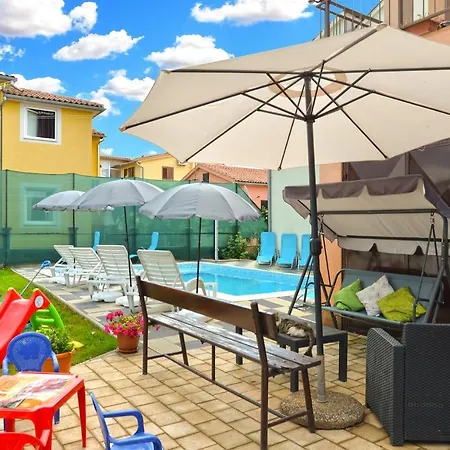 Apartment Family Friendly With A Swimming Pool - 19595 *