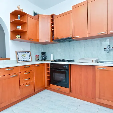 Apartment Family Friendly With A Swimming Pool - 19595 Fazana